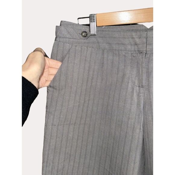 Xhilaration Pleated Cuffed Bermuda Shorts Striped Pockets Gray Junior 13 - Picture 2 of 5